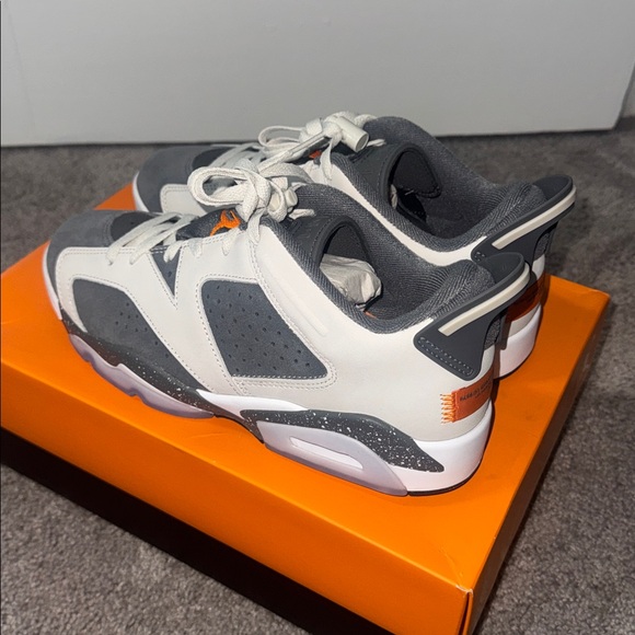 Air Jordan 6 Retro Low - Picture 5 of 8